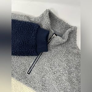 Ambiance Outerwear Women Sz M Jacket Grey White Blue Soft Quarter Zip Faux GHQ9.